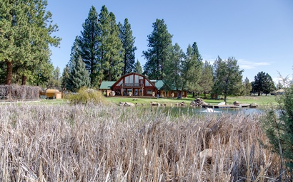 Jumping Juniper Ranch House and Yurt 3