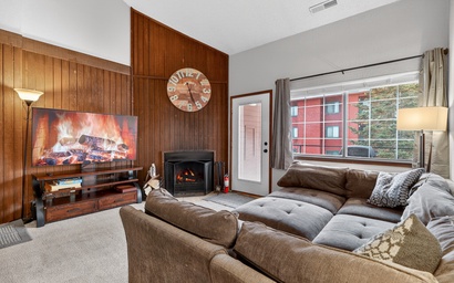 Giant Steps 28 Ski-In/Out Giant Steps Condo | Sleeps 12 4