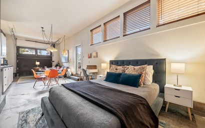 Featured Property Jefferson Hideaway | Cozy Studio Sisters Retreat | Sleeps 4