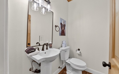 Crooked River 17 | Brian Head Townhome | Walk to Navajo Slopes 4