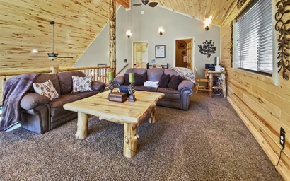 Quakie Lake Retreat | Ideal for Families & Groups 2