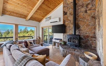 Cascade View Retreat | Mountain Views | Dog Friendly | Family Retreat 3