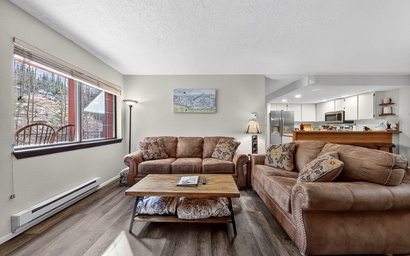 Giant Steps 68 ski in/out 5