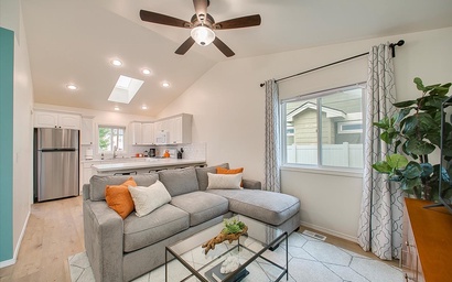 Sunset Park Sanctuary | Near Parks & Greenbelt 5