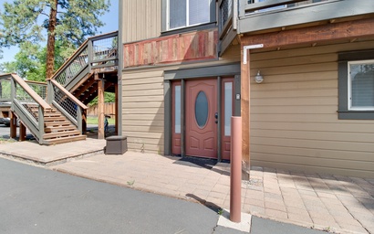 Sisters Retreat Lower