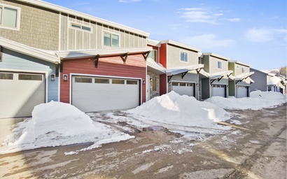 Crooked River 8 | Walk to Lifts + Hot Tub 2