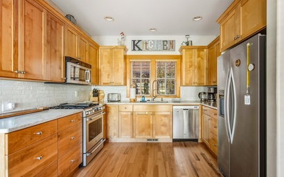 Pine Haven Retreat | Walk to Downtown & Pool 3