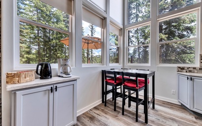 Beech Craft Cabin | Dark Sky Escape | Hike, Stargaze, Explore Parks 5