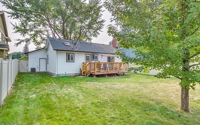 Sunset Park Sanctuary | Near Parks & Greenbelt 2