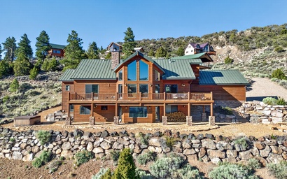 Crosby Cabin | Panguitch Lake Cabin | Hot Tub + Fire Pit 3