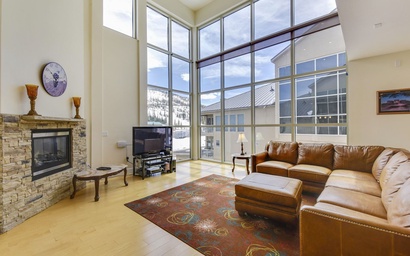 Moguls | Brian Head Loft Near Lifts – Sleeps 8 + Pet Friendly