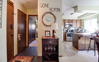 Fourth Sisters Hideaway | Cozy Sisters Condo | Fireplace, Pool 5