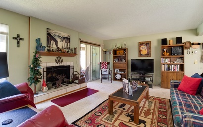 Fourth Sisters Hideaway | Cozy Sisters Condo | Fireplace, Pool 3