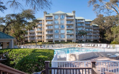 601 Barrington Park