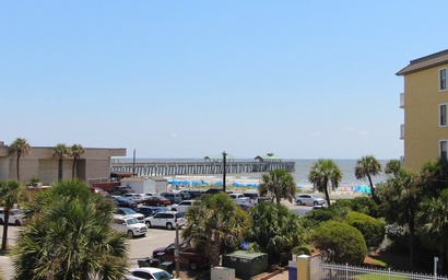 Pier Point Villas B202