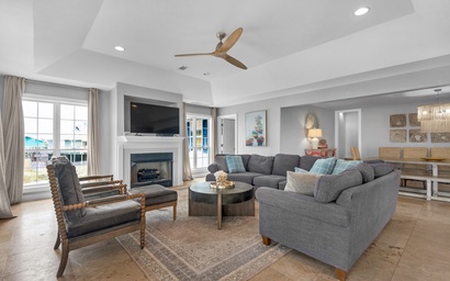 Anne's Island Girl 2