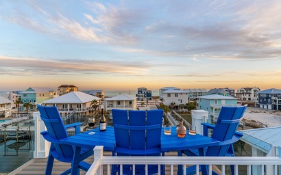 Guitars and Tiki Bars 4