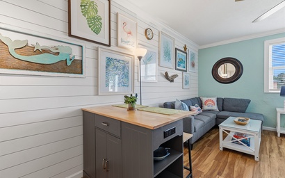 Atlantic Sand Dollar 106- The Salty Shack 6