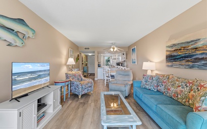 Point East 213 8