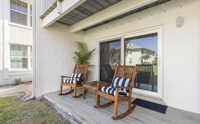 Colony Beach Club 122 7