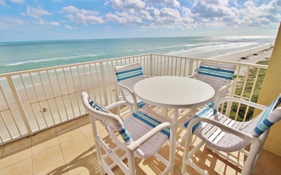 Nova Beachside Highrise Shors