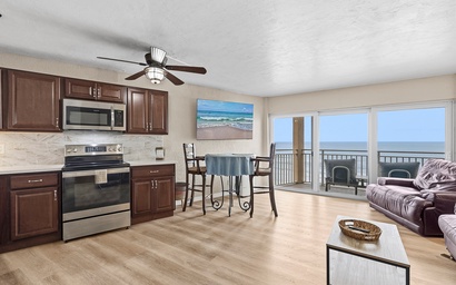 Daytona Inn Beach Resort 409 6