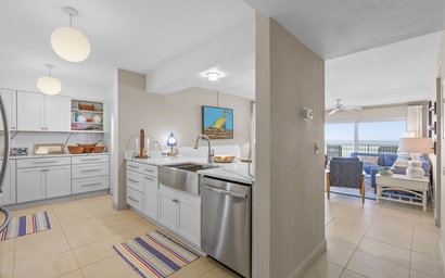 Schooner Point A204 3