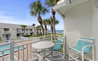 Colony Beach Club 246 2