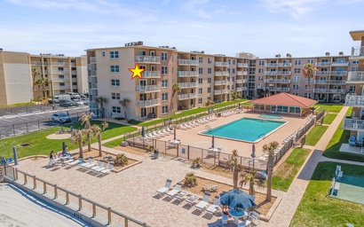 Sea Coast Condominium 418 3