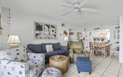 Colony Beach Club 139 7