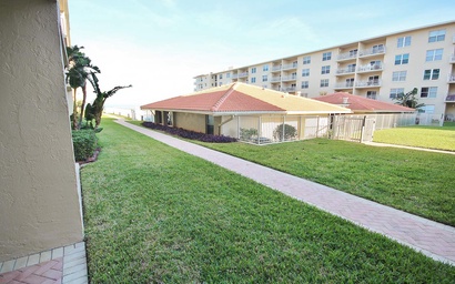 Sea Coast Gardens II 114 2