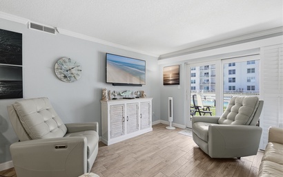 Sea Coast Gardens II 109 9