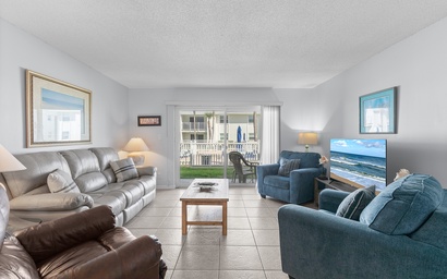 Colony Beach Club 120 6