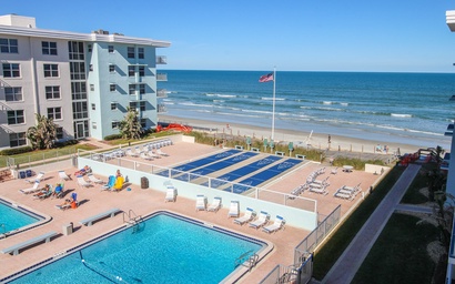 Sea Coast Gardens III 409 3