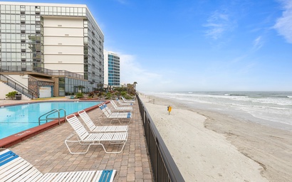 Oceanside Inn 606 3
