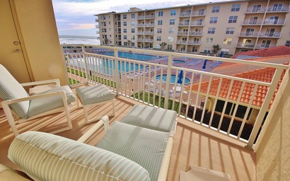 Sea Coast Gardens II 211 2