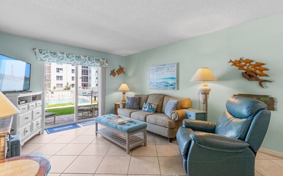 Sea Coast Gardens III 108 6