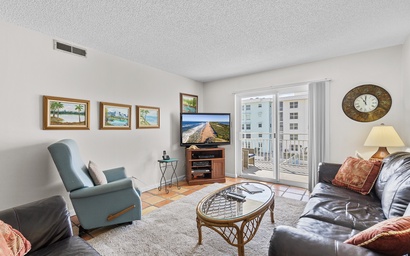 Sea Coast Gardens II 307 6