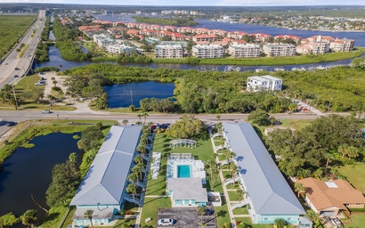 Coronado Arms Condominiums B-18 4