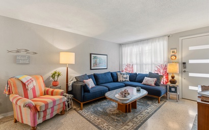 Mid-Century Beach House 8