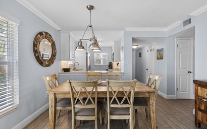 Sea Coast Gardens II 106 10