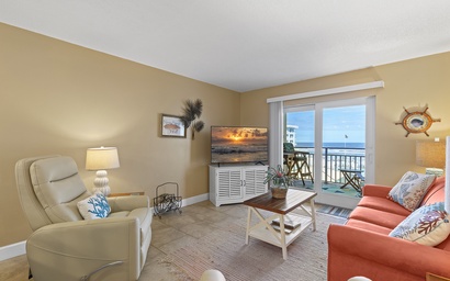 Sea Coast Gardens III 316