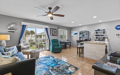 Colony Beach Club 210 6