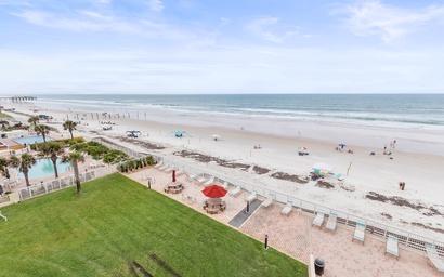 The Shores Club 402 3