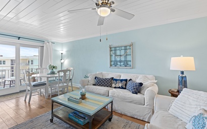 Sea Coast Gardens II 513 7