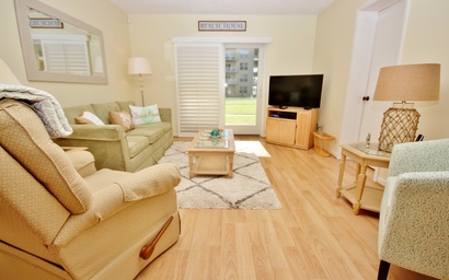 Sea Coast Gardens II 114 6