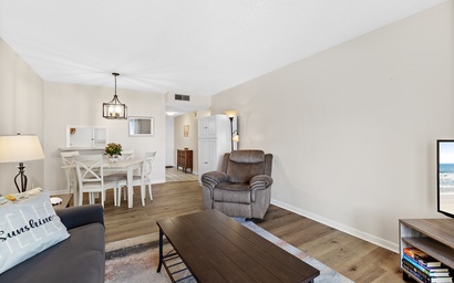 Sea Coast Gardens II 316 8