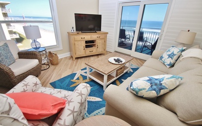 Sea Coast Gardens III 406 7