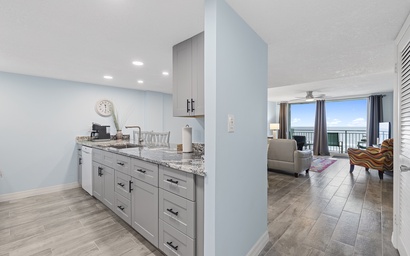 Coronado Towers 703 8