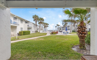 Colony Beach Club 139 2